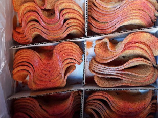 Чичарроны со вкусом холодца и хрена: Ресторанные гренки с паприкой