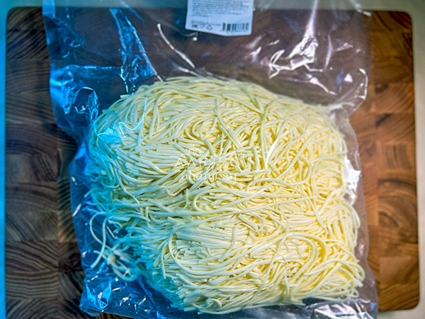 Сырный продукт ФЕРМЕРСКИЙ паутинка белая в Костроме