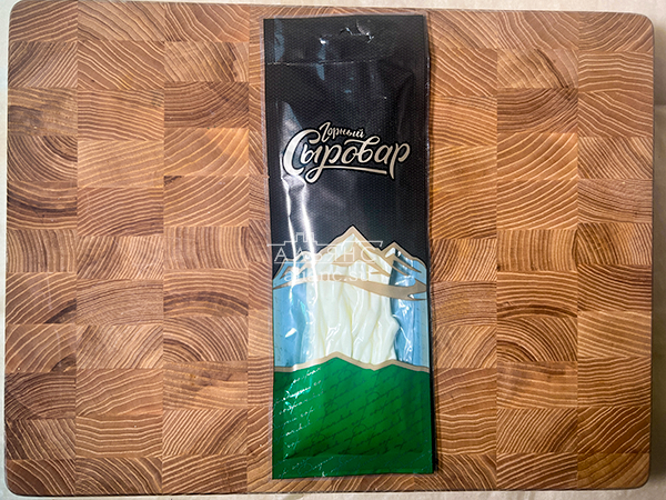 Сыр 60 гр ГОРНЫЙ СЫРОВАР (Нити) в Костроме